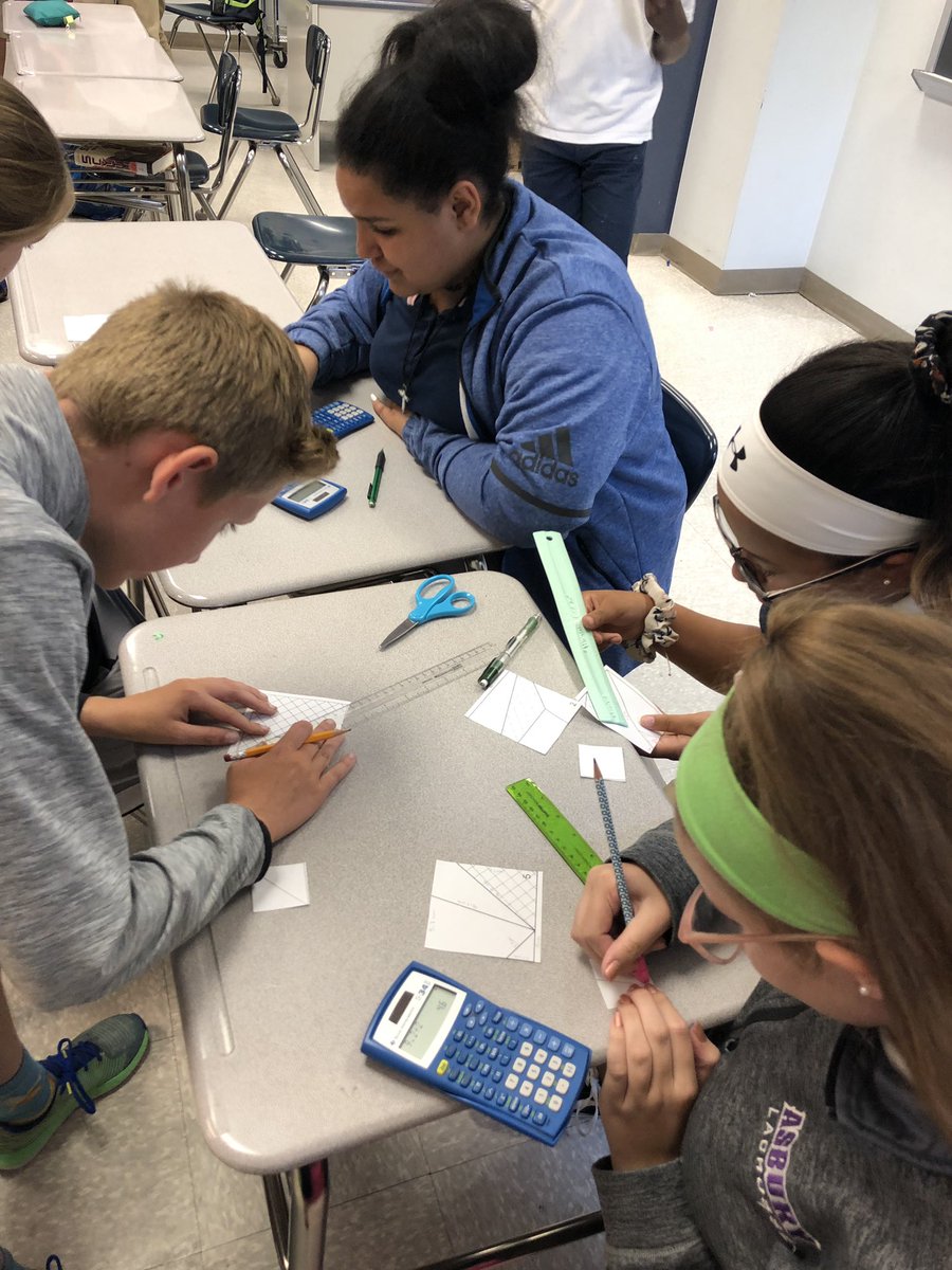 MrsJuris's tweet photo. 7th graders measured puzzle pieces and are drawing copies with a scale factor of 1/2! https://t.co/weDj4uC0bQ