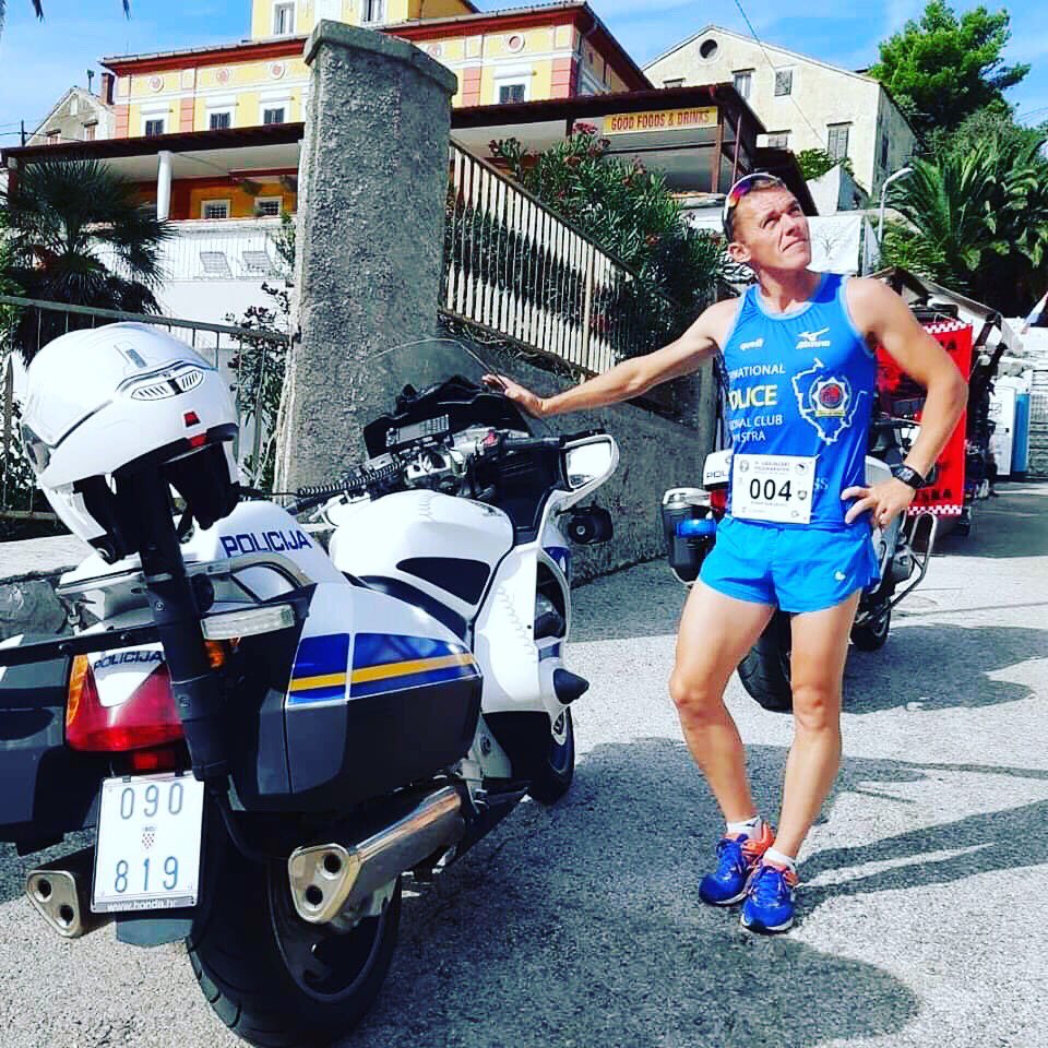 RUNNING MAN-IPA ISTRA #robertradojkovicsport #ipaistra #policija #ipa #aminessexperience #police👮 #running #mizzuno