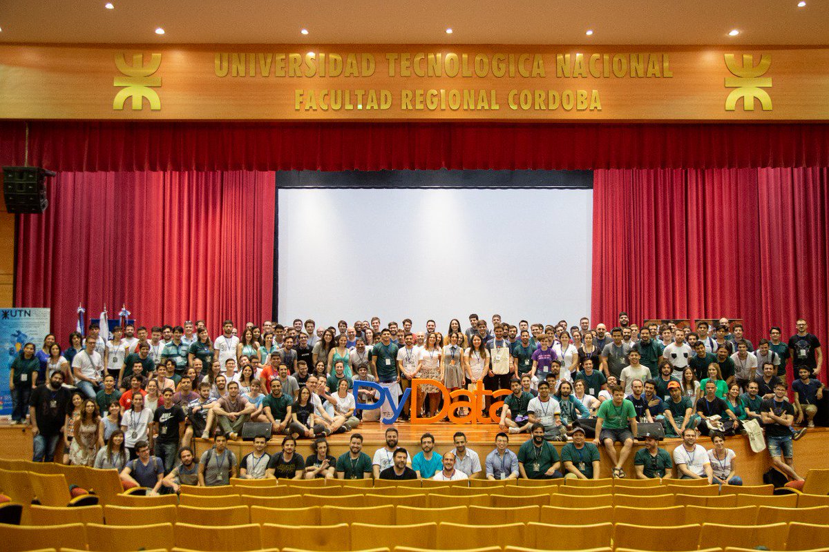 PyDataCba's tweet image. The PyData community in Córdoba grows healthy and strong! 💪