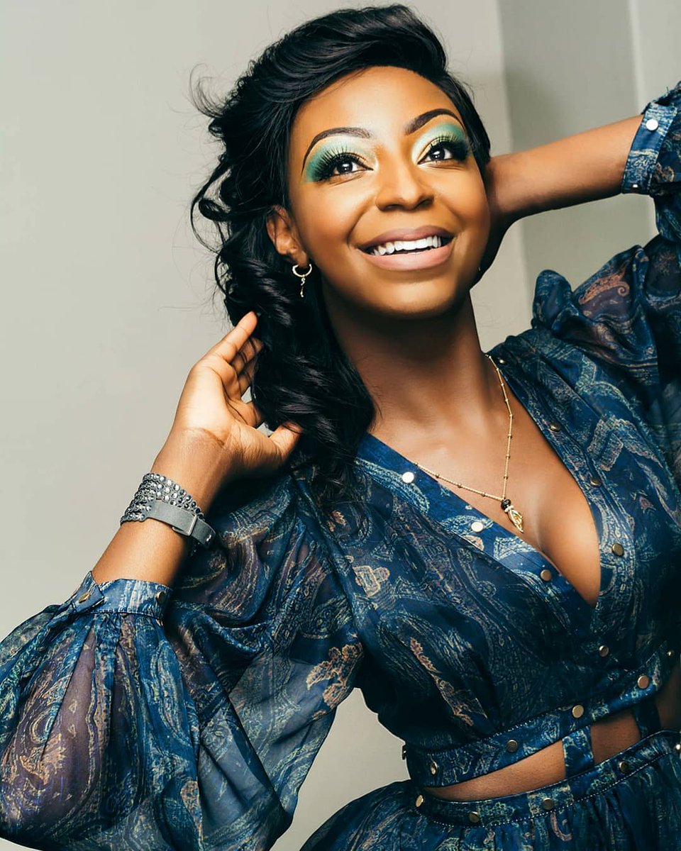 KhutsoTheledi's tweet photo. Smile...Sparkle...Shine💎
The new @swarovski Tarot Magic collection😍 #PowerCollection empowering you to be different.
#Swarovski #TarotMagicCollection #SwarovskiSouthAfrica #SparkleDelight #NewCollection #Necklace #Bracelet #Earnings #ad
| 📸 @sheriffshots_ https://t.co/yLcZPvy1Xn