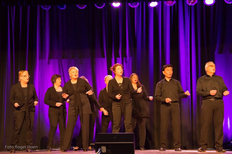 Hoe ziet een avond met Bert de vries Soundproductions er uit? Lees het hier: bertdevries-soundproductions.nl/page.php?18

bertdevries-soundproductions.nl

Bert de Vries Soundproductions - HIFI in de studio, HIFI in de zaal!