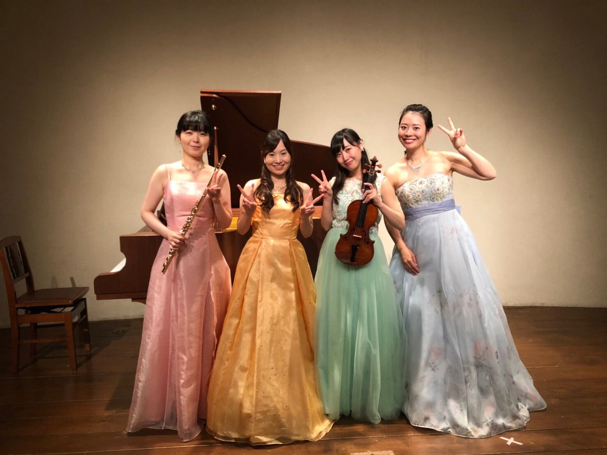 komodool's tweet photo. こもどーるconcert vol.14 昨日無事に終わりました🎶ご来場くださった皆さまありがとうございました💕
私たちの演奏に涙を流してくださる方や、笑顔で楽しかったと言ってくださる方、数々の温かいメッセージに励まされます🍀またvol.15のコンサートに向けて頑張ります！💪✨ https://t.co/sEl64eOGCx