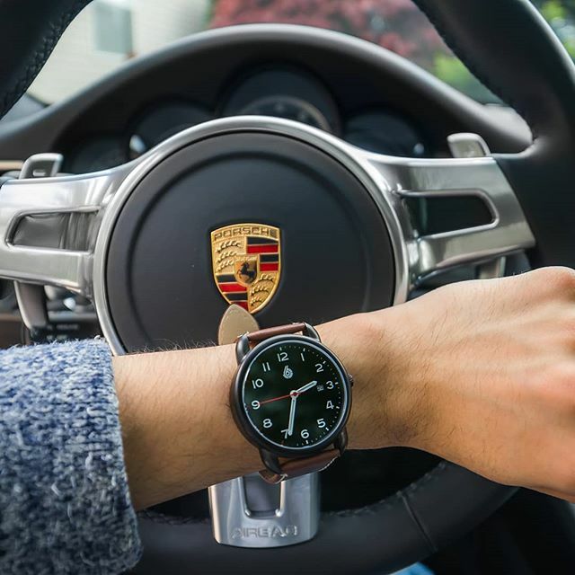 SixSpeedDials's tweet photo. "If you analyze the function of an object, the form often becomes obvious"- Ferdinand.A.Porsche

Via: @tylerumphoto 
#sixspeeddials #SSS991 #sportseries #porsche #motorsport #racing #watches #horology https://t.co/q4zC37KRkO