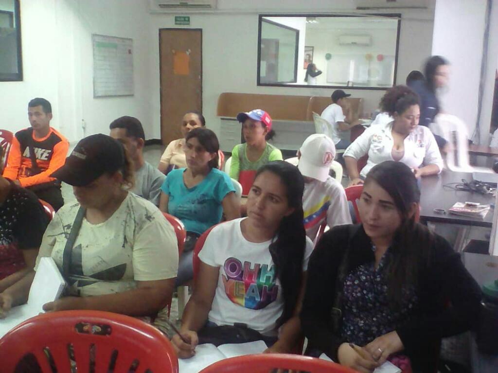 SomosAfa's tweet photo. @SomosAfa  presente en la formación del INSTITUTO NACIONAL DE ESTADÍSTICA (INE) @gestionperfecta @NicolasMaduro https://t.co/UBcj3WbRk9