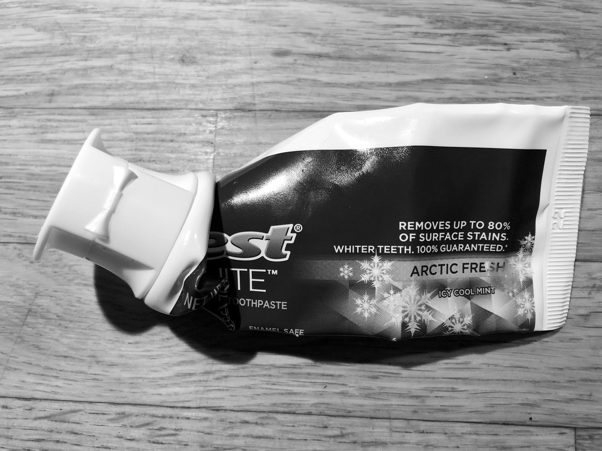 Following the recent Montreal visit of she who is not “Patiently Awaiting The Meteorite,  today's question is: does this recycle? Well, the answer is no.