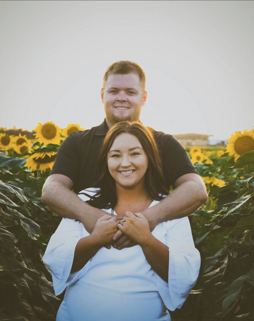 TaylorHaines0's tweet photo. ❤️ my forever, my best friend my FIANCÉ https://t.co/DjKaGRI55r