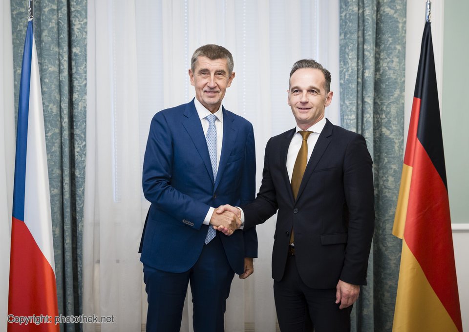 Overcoming divisions in Europe 🇪🇺 together: in Prague, Foreign Minister <a href="/HeikoMaas/">Heiko Maas 🇪🇺</a> meets Prime Minister <a href="/AndrejBabis/">Andrej Babiš</a> for talks. On the agenda apart from European policy: relations with Russia and transatlantic relations.