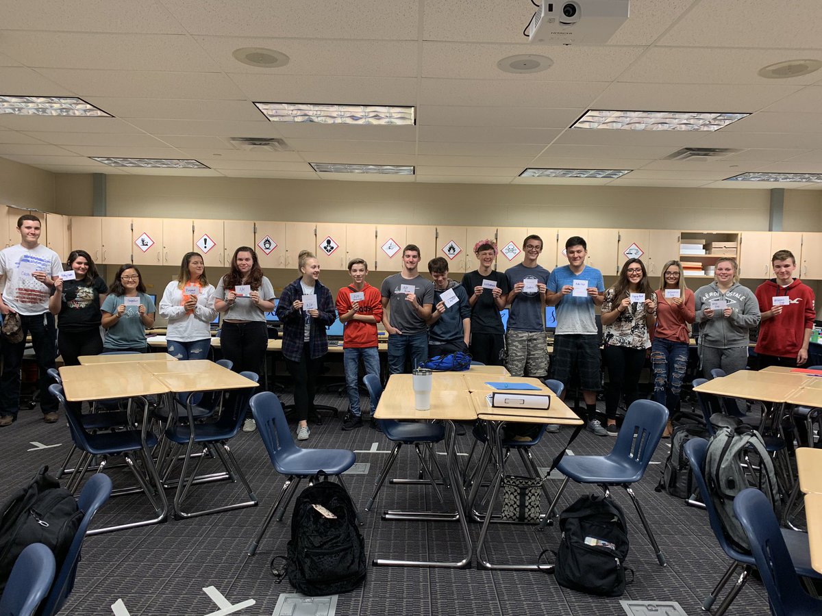 Chart of Accounts and big cheesy smiles on point this morning 😁😁😁 Happy Monday! #twittercelebs #acctg1 #RocketPride