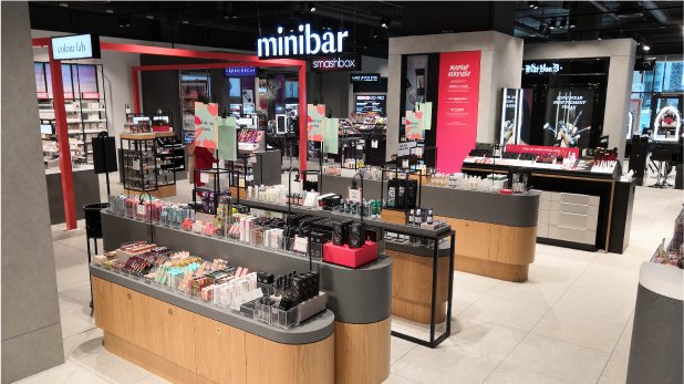 PrincipleGlobal's tweet image. Meticulous design, development, manufacture and installation were key components Principle were tasked with delivering in order to bring @Debenhams new ‘Beauty Hall of the Future’ concept to life.

Read our the full case study here: principleglobal.com/en/case-studie…

#WhyPrinciple