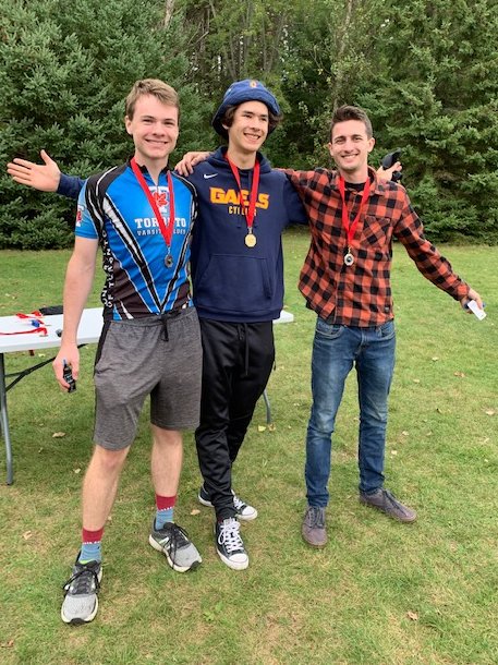 BluesMtb's tweet photo. BRONZE MEDAL - Congrats to Garrett Smith for winning bronze in the Men's B Division at University Cup mountain bike race! https://t.co/5I07fUJlbl