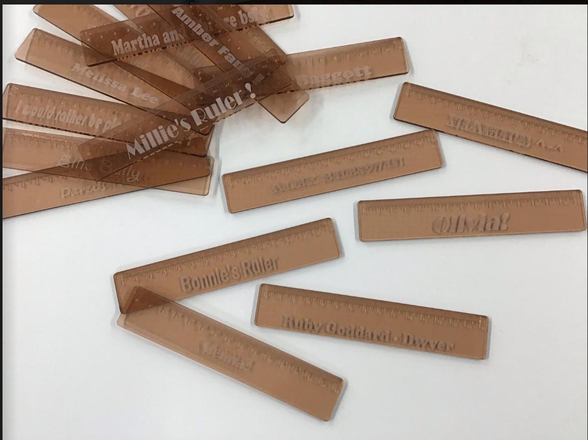 U3 2P have finished their rulers in CAD using the laser cutter. Aren't they brilliant!?