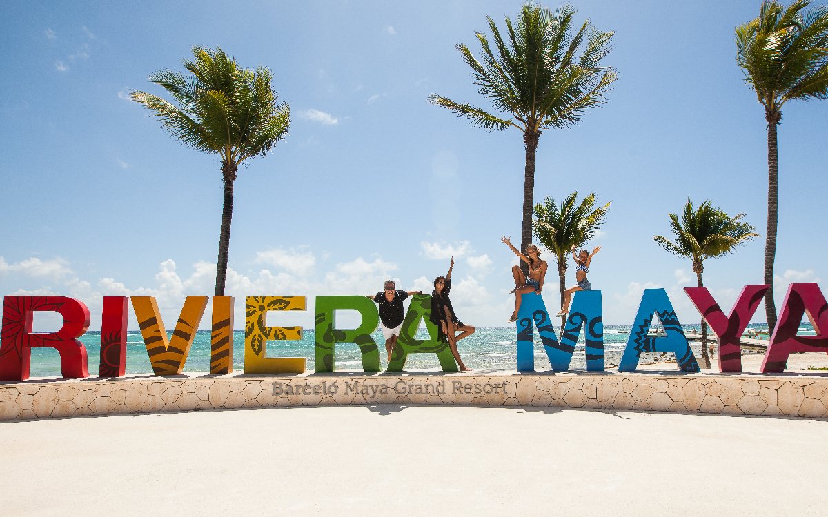 Todo lo que necesitas saber de nuestro hotel a solo un click. 
👉 brclo.com/2YKVkVb  

Te recibiremos con los brazos abiertos en nuestro perfil de Facebook e Instagram, porque queremos seguir sabiendo de ti