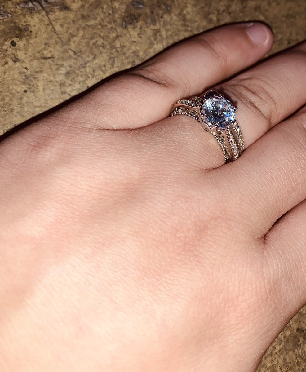 LouuVic's tweet photo. Happiest woman alive!!❤️❤️ love my fiancé to the moon and back!💗❤️👫💍 @CallumAFK  #MrsChestersToBe https://t.co/MQOAsmxQmU