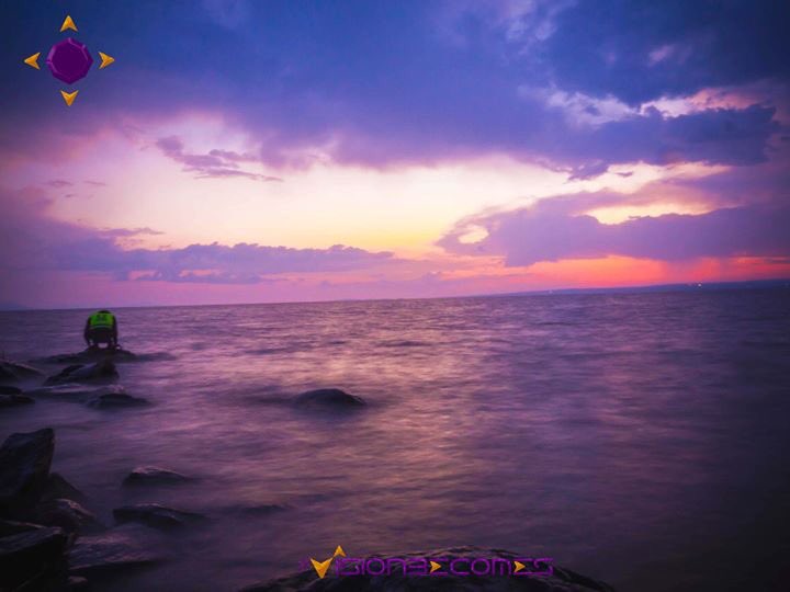 visionbecomes's tweet photo. #LoveLifeLoveKisumu.
#CaptureTheSpiritOfKisumu.
In The End It Begins Dawning.
Osaore September '19.
Oyaore October '19.
#Kisumu.#SunsetCity.
#KisumuPhotographer.
@spiritofkisumu
@amazingkisumu
#VisionBecomes.
#BecomeTheEnd.
#BecomeTheNewBeginning.
#IlluminatingKings. https://t.co/1nIzi5XALl