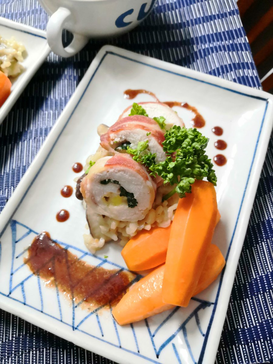 lyd_saga's tweet photo. Not bad para sa dumayo pa ng caloocan/malabon para lang magpraktis 🤣
#individual
#practice
#comprehensive
#myplating https://t.co/bHP36XESzJ