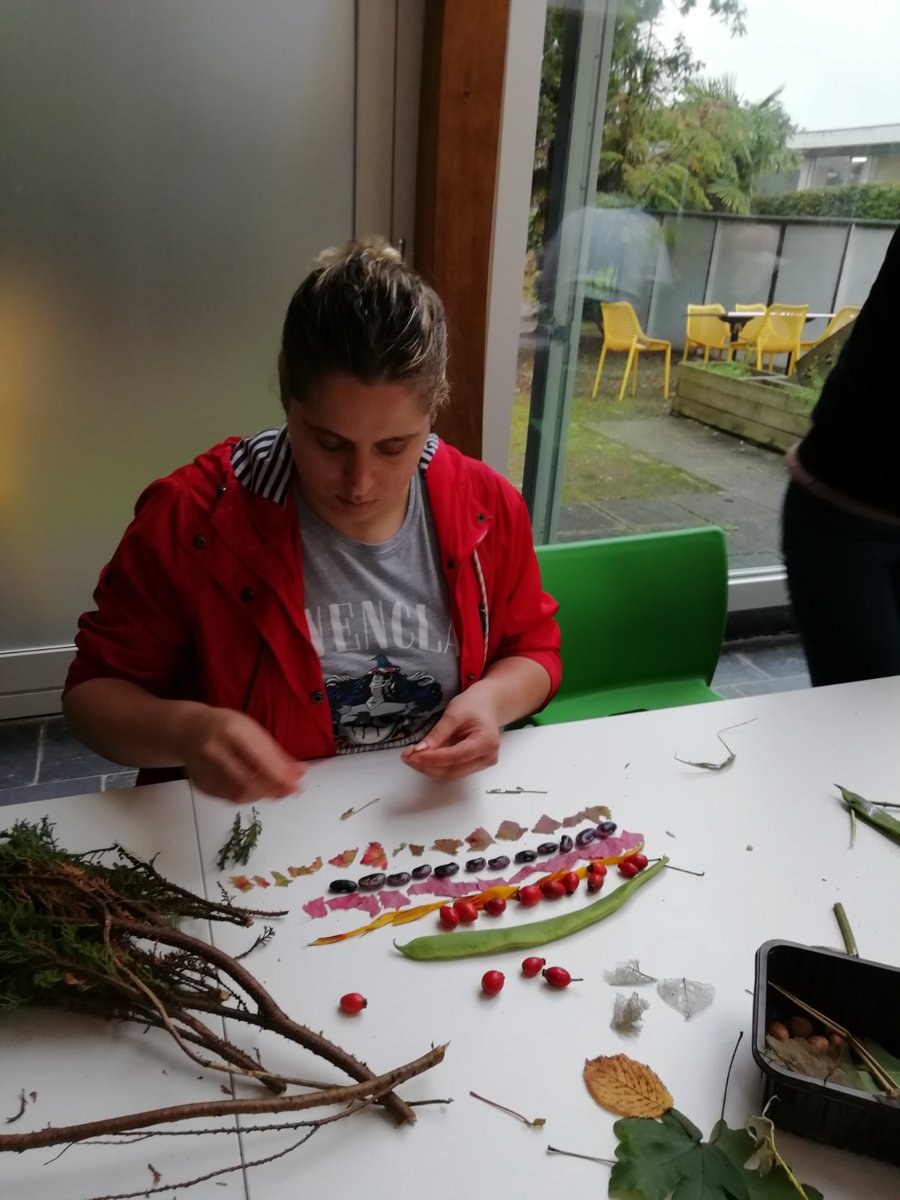 GardenCardiff's tweet image. Wild Garden Sculptures event that turned into a wild indoor art event because of the forecast! Thanks to Morgan, Carine, Maia, Steve and Donald for making some beautiful pictures #Creative  #wildart #rainingoutside #autumn #autumnleaves @InnovateTrust @WCVACymru @StFagans_Museum