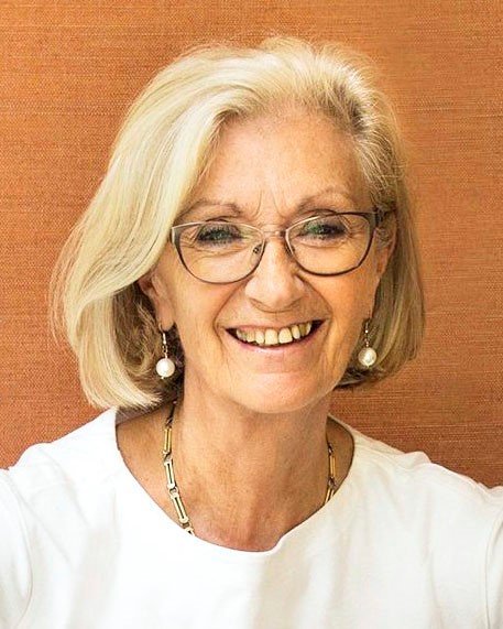 Latymer1624's tweet image. Last tickets remaining for our #InspiringConversations event! In 1960, Ruislip was at the heart of one of the most infamous Soviet spy rings of the Cold War. Former Latymer parent Gay Search tells her story at "The Spies Across the Road": bit.ly/2oErtgV