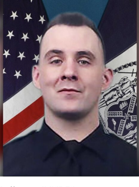 Code4Metz's tweet image. 2 days,2 cities,2 cops MURDERED serving their communities. Protecting those they didn’t even know. To Dep Sandeep Dhaliwal of @HCSOTexas &amp;amp; Ofc Brian Mulkeen of @NYPDnews you exemplified COURAGE &amp;amp; COMMITMENT. To their families thank you for supporting their calling. Our 💙s hurt.