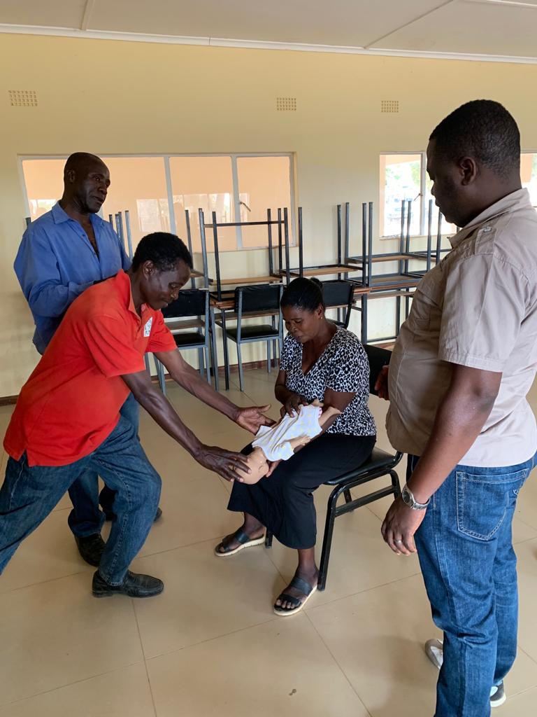 VallisJo's tweet photo. After successful completion of Capetown based WHO BASICS (BEC) in-hospital trauma training at Chitambo Hospital, centralZambia , last week, staff and community members are now undertaking a 2nd week of valuable CEFAR First Responder training. Safer in their hands! https://t.co/2gQNMOthWg