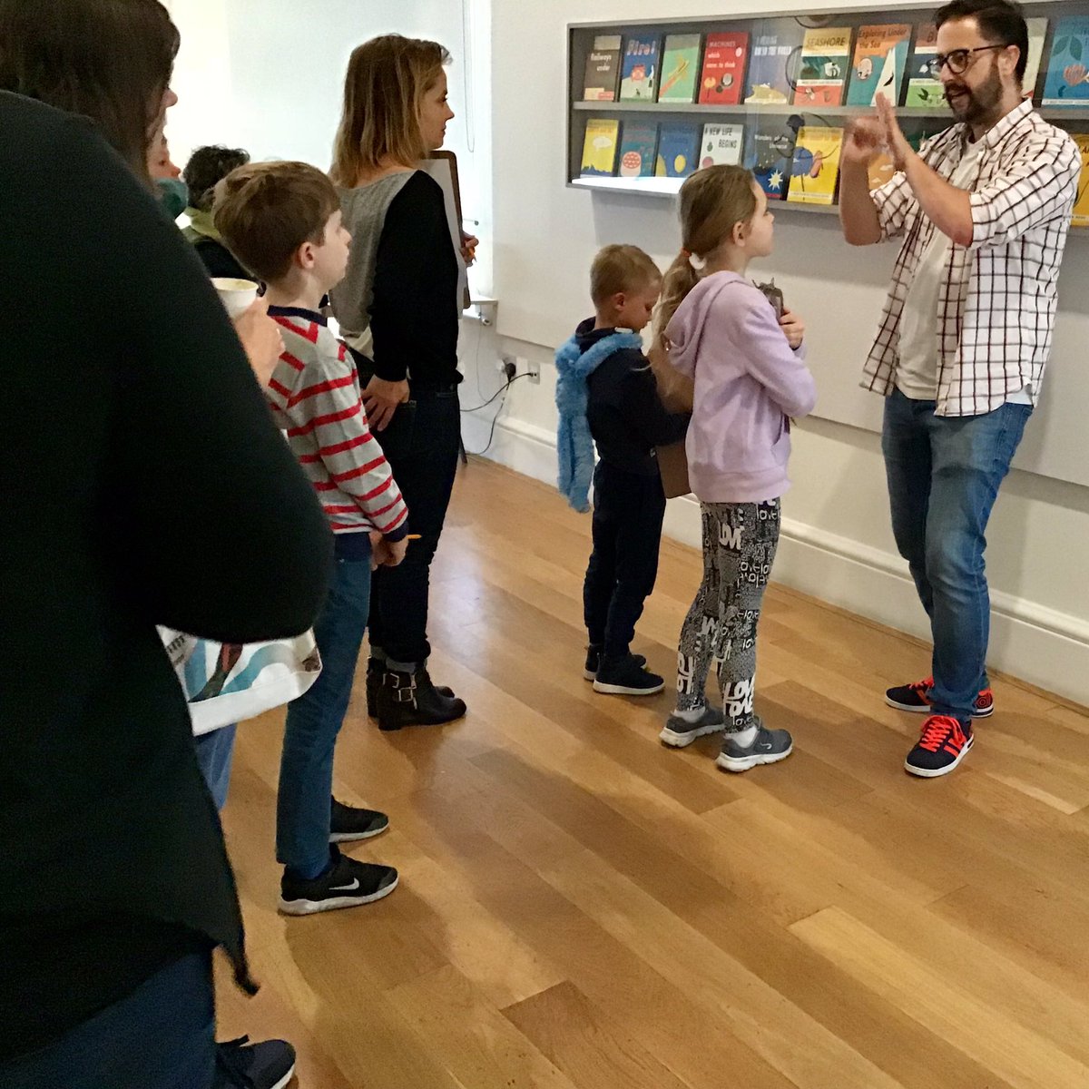 Christopher Sacre (Sign name: Scare) tweet media