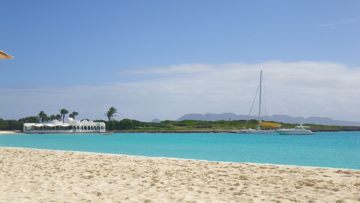 SeasonedTrav's tweet photo. Some “Maundy Motivation” #anguilla #maundaysbay #capjuluca #MondayMotivation #anguillabeach https://t.co/aNdkFQDAWM