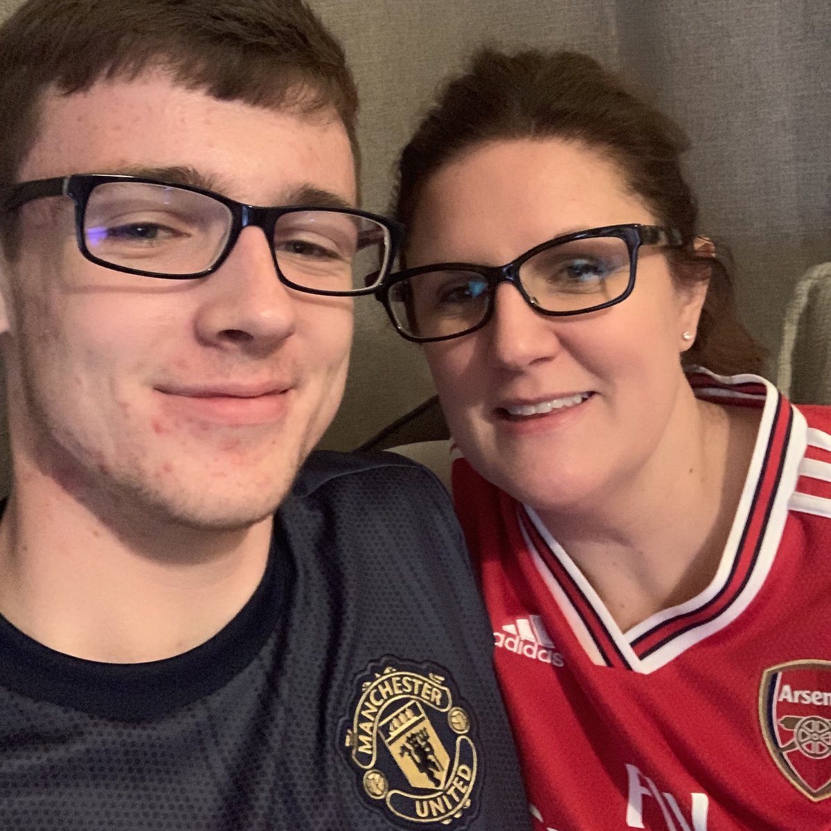 KazJWheeler's tweet photo. We are ready! 😬
#SonVMum #MUNARS https://t.co/YELZj2X2Bl