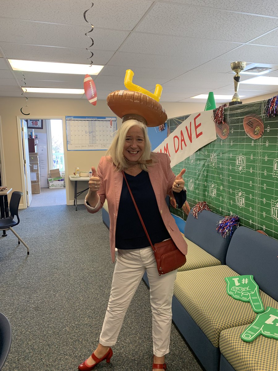 Cheryl looking very festive for America Monday #vbspiritweek #VBOPC #vbelieve #diamondresortscareers