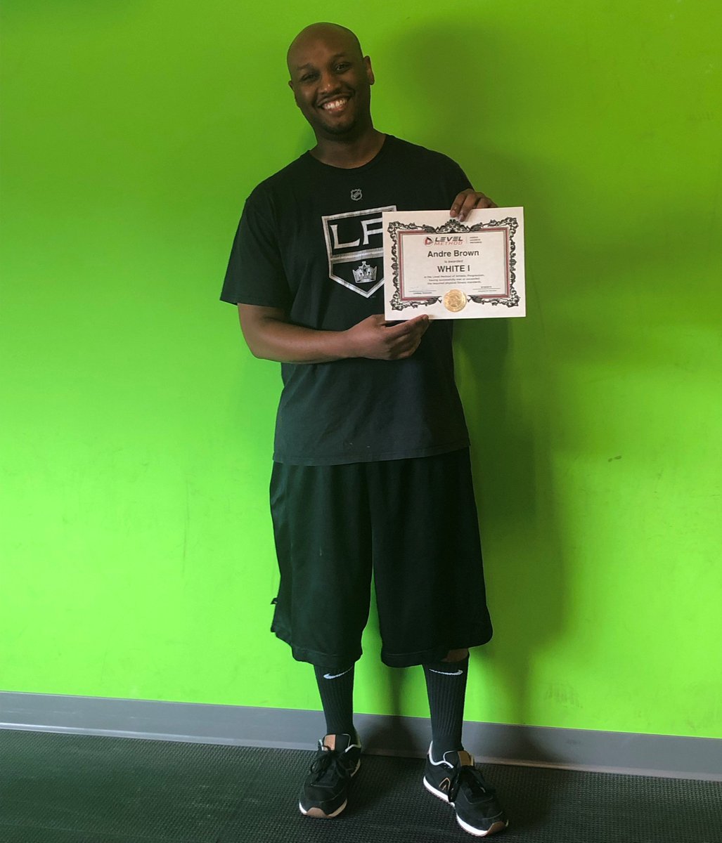 IronHeroCF's tweet image. Congrats to newcomer Andre! He&apos;s been working hard and has gained his #OverallLevel 💪 

#HWPO #CrossFit #IronHeroCrossFit #Omaha #Nebraska #Goals #fitness #gym #workout #fit #bodybuilding  #training #motivation #fitfam #muscle #gymlife #lifestyle #health