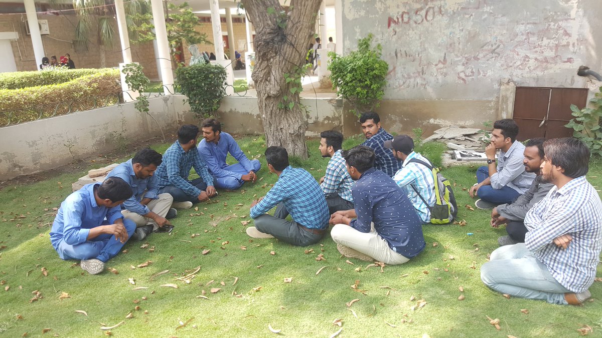 UOKAPMSO's tweet photo. Meeting of Arts Faculty conducted by Sector Committee related to General Workers Ijlaas of 1st October at Bahadurabad Markaz
#APMSOKU https://t.co/PrmeICu2Xo