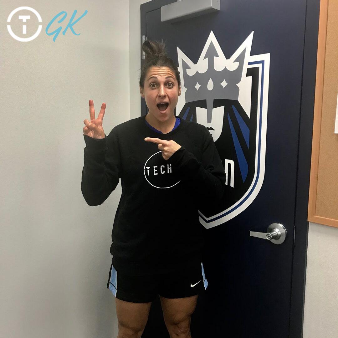 Techne Futbol (@technefutbol) on Twitter photo 🚨 2 DAYS until Techne GK is live in the app🚨 Michelle <a href="/MichelleBetos/">Michelle Betos</a> is a professional GK and an avid Techne subscriber, who uses Techne on a weekly basis to hone her craft. Join the Techne family and TAG a goalkeeper below who needs to check out these sessions! 👊 #GKUnion 🚨 2 DAYS until Techne GK is live in the app🚨 Michelle <a href="/MichelleBetos/">Michelle Betos</a> is a professional GK and an avid Techne subscriber, who uses Techne on a weekly basis to hone her craft. Join the Techne family and TAG a goalkeeper below who needs to check out these sessions! 👊 #GKUnion