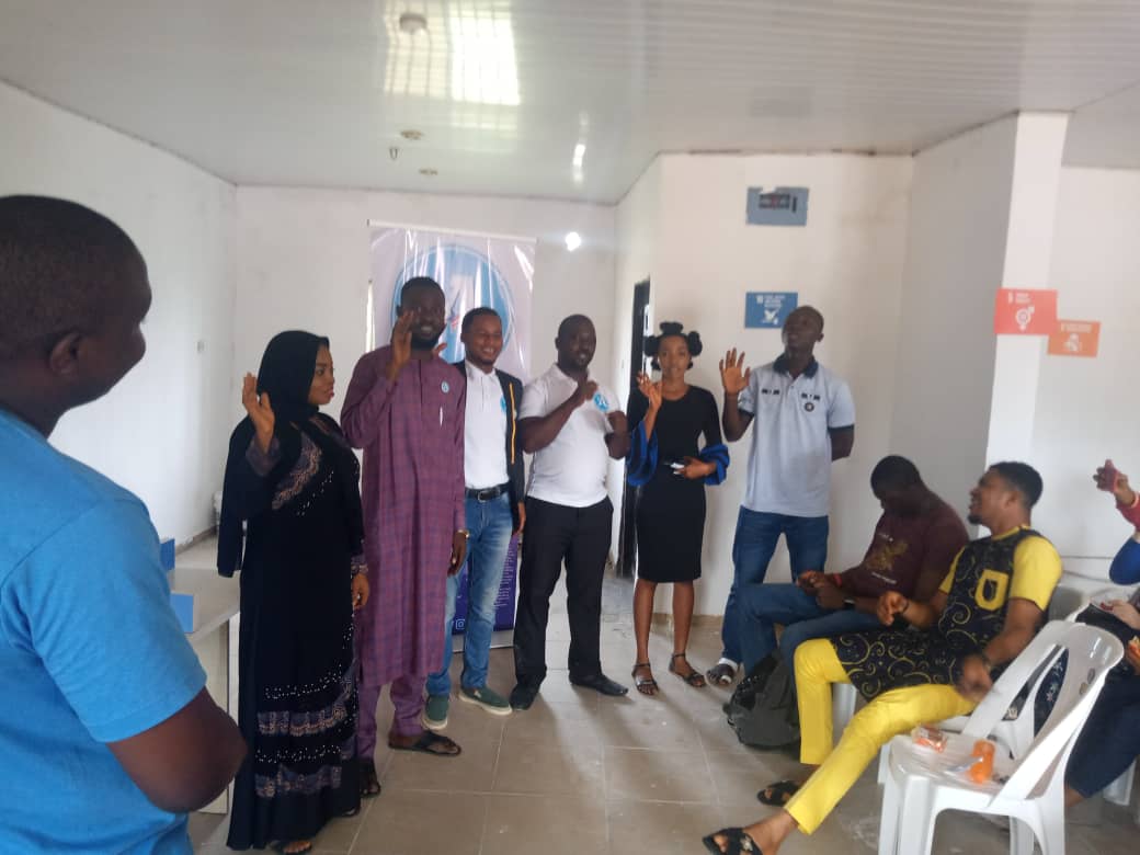 yalikogi's tweet photo. @mentor_box @Emmanuelbagi @USEmbassyAbuja @YALINetwork @DotooleO @pibcidng @JimohGodwin_ng @Yalirlcalumning @SDGaction @NGYouthSDGs @GlobalGoalsUN @ibhusseini1 YALI Network Kogi @yalikogi witnessed a new dawn of new executives for the Hub over the weekend.
The executives emerged after passing through a rigorous process of screening and election, conducted by the Hub's elected interim committee.
#YALINetworkFace2Face
#SeptemberMeetup https://t.co/oS0drSG8dJ