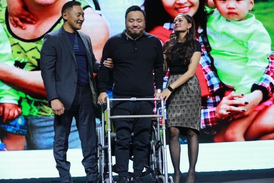 Сэтгэлийн хаттай халамжтай эхнэртэй түшигтэй найзуудтай залуугийн яриа үнэхээр сэтгэл хөдөлгөлөө. Амьдрал сайхан амьдрах бүр сайхаан Баясаа чи явдаг болноо!