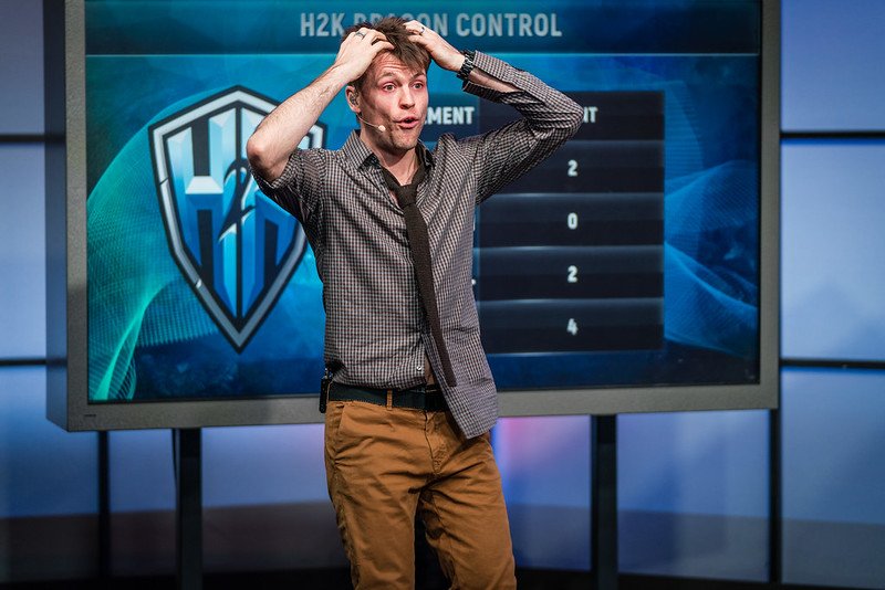 LoLEsportsStats's tweet image. The #LEC average game time is exactly the same as the avg. game time of all the team&apos;s attending Worlds

COINCIDENCE???

#Worlds2019 #quickstats