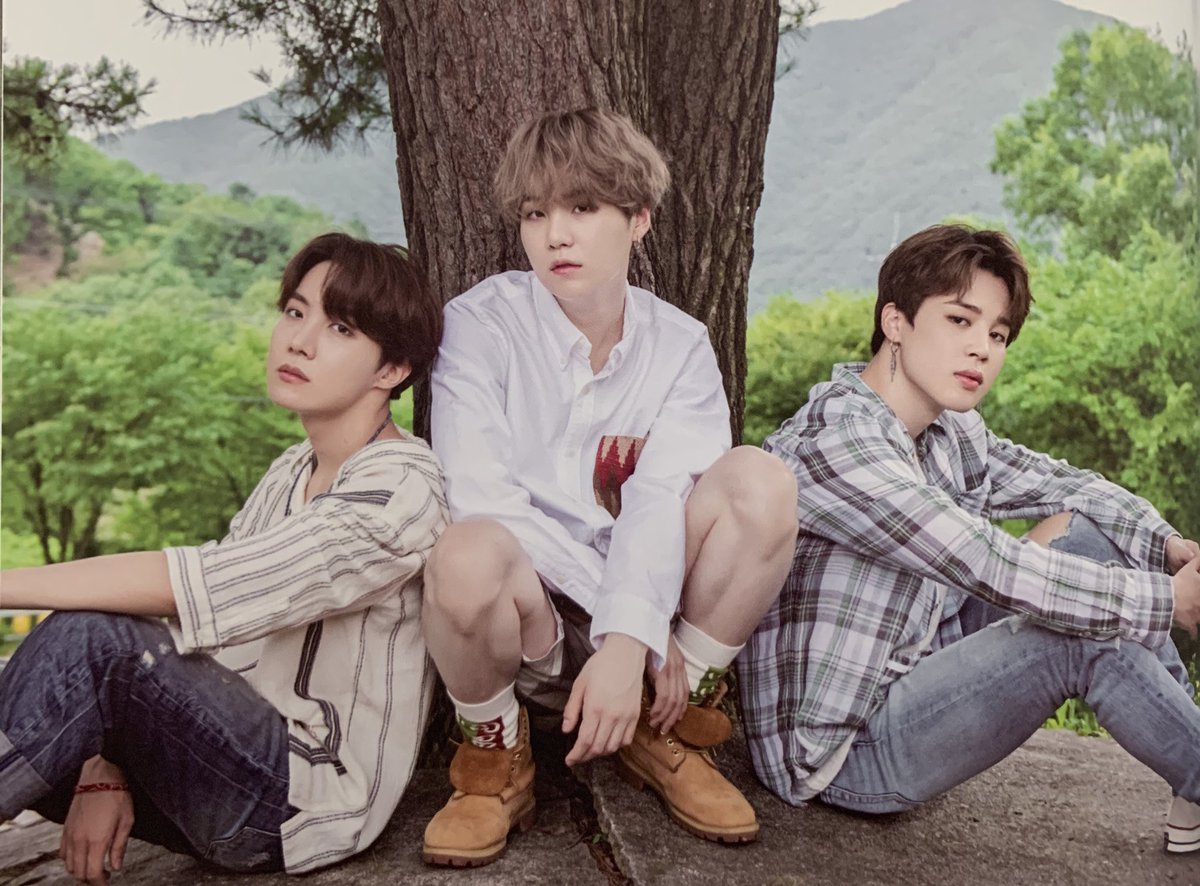 BTSBighitTwt's tweet photo. @bts_bighit @BTS_twt BTS Summer  2019 #BTS https://t.co/c18BlZtX4c