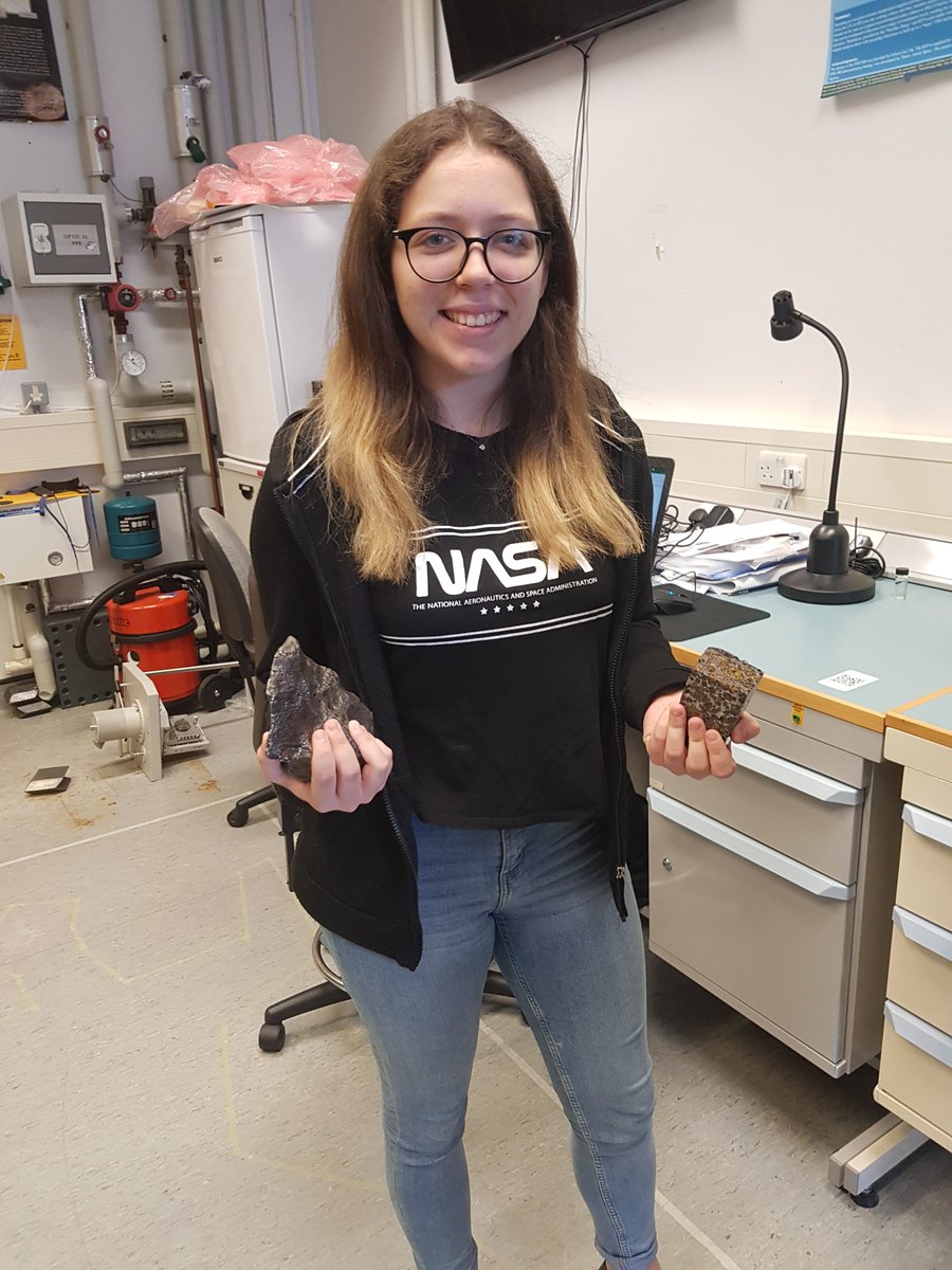 fairchild_ms's tweet photo. So proud of my student today.  She contacted Universities for Physics work experience &amp; @PhysicsUoL replied.  C has just spent a week in their Astronomy department looking for exoplanets using star wobble. She got to see their amazing telescope &amp; some moon rock! #physicsisawesome https://t.co/GDqZiGTnJy