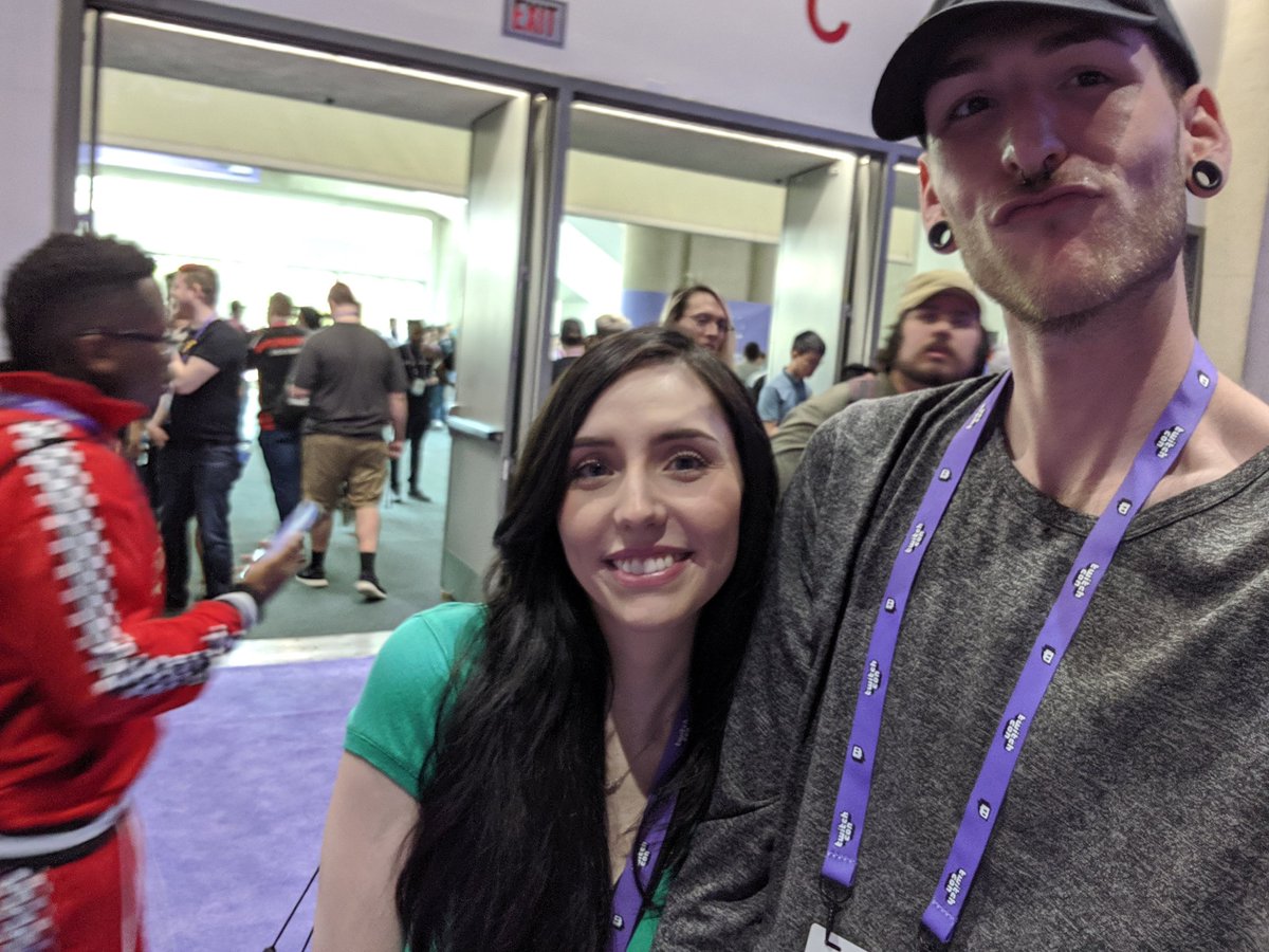 AmazonAndAnal's tweet image. I&apos;ve been to a lot of events, had amazing experiences and met a lot of people before TC... But I&apos;d have to say TwitchCon took the cake. By far one of the best weekends of my life getting to meet everyone, So here&apos;s a thread of all my favorite photos from this weekend 💕