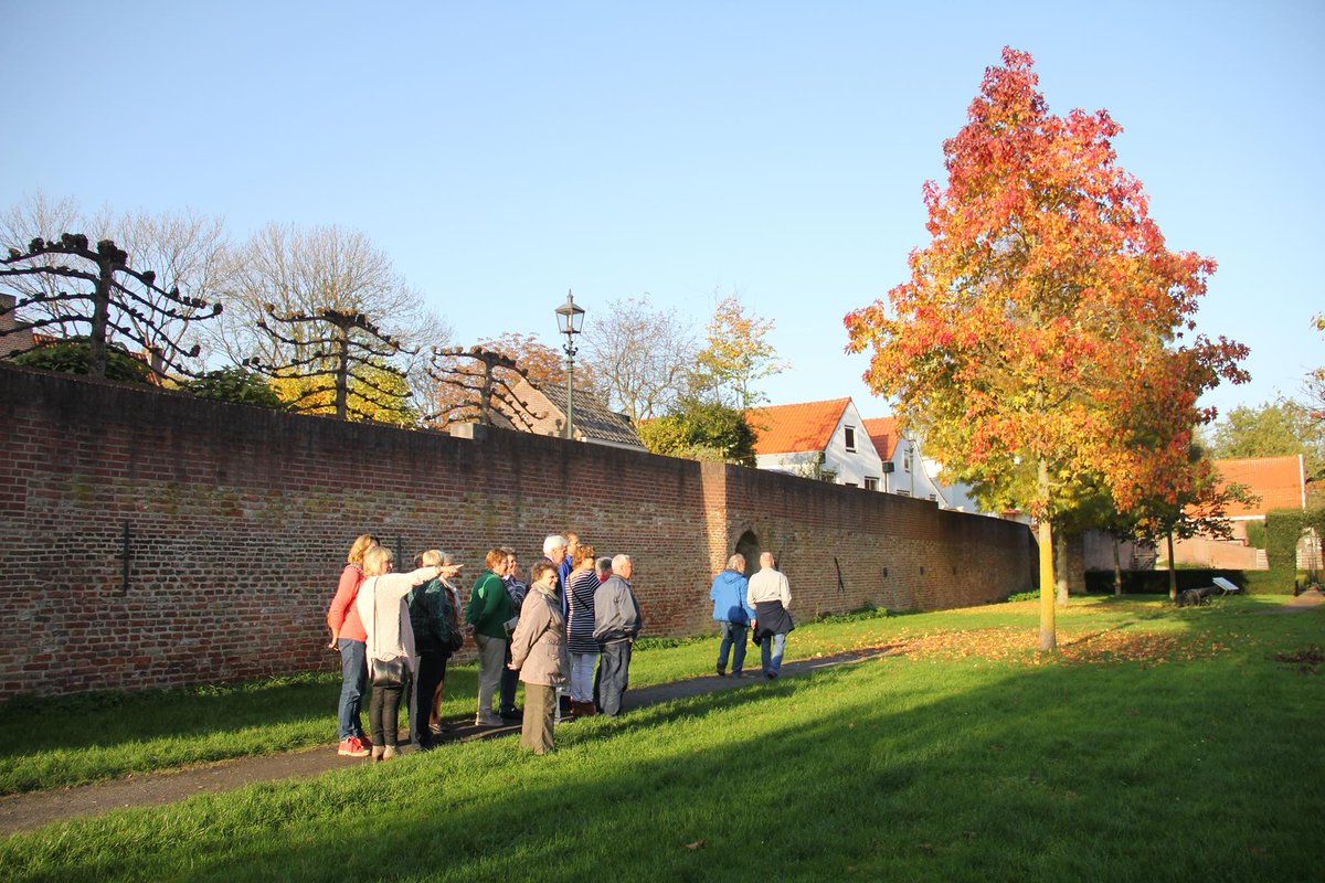 Gezellige herfst in #IJsselstein🍂. Tijd voor warme ontmoetingen op de mooiste plekjes. Blij je te zien! Check onze tips op: bit.ly/2oAOGjV #OntmoetelkaarinIJsselstein