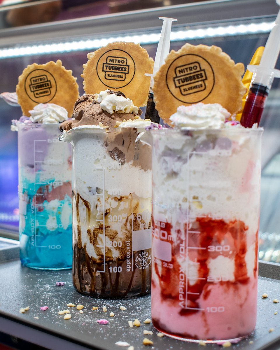 tubbeesdesserts's tweet photo. Who loves a sundae?! 😍
#tubbees #sundae #nitrolab #dessertbar #glasgow #bankholiday #icecream #glasgowlive #ibrox #monday #desserts https://t.co/gr9EU8WtmB