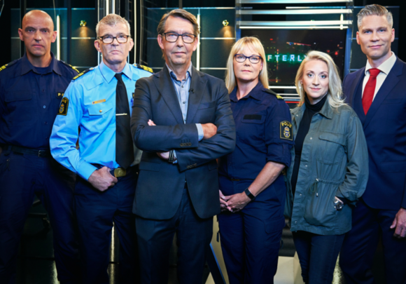 tvguidedk's tweet photo. Fler offer för falske generalen - här är veckans Efterlyst https://t.co/rbTYAW13PQ https://t.co/GeAgthwgHB