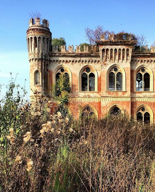 Castelli e castelletti di campagna 🏰 chissà chi erano i principi che in passato lo hanno abitato?

Foto di @gipgem

#igerscremona #igerslombardia #inlombardia #weareigersit #instagramersitalia ift.tt/2nXSivQ
