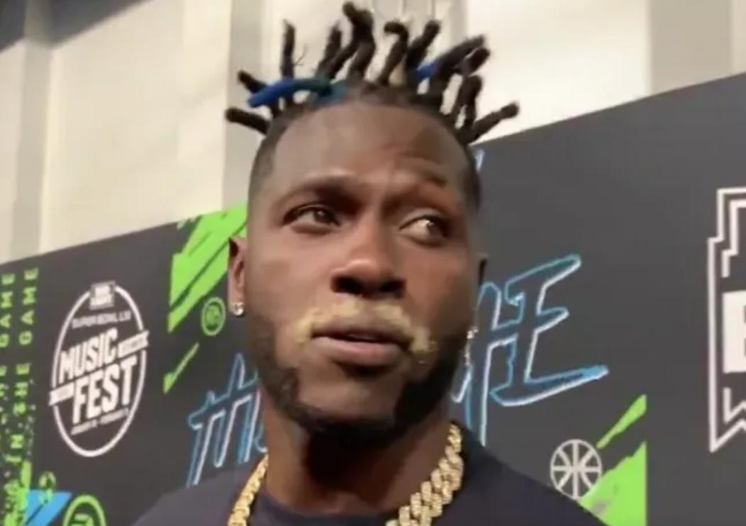 Antonio Brown Mustache >> Barstool Sports On Twitter Antonio Brown Sets An Nfl Antonio Brown Mustache >> Barstool Sports On Twitter Antonio Brown Sets An Nfl