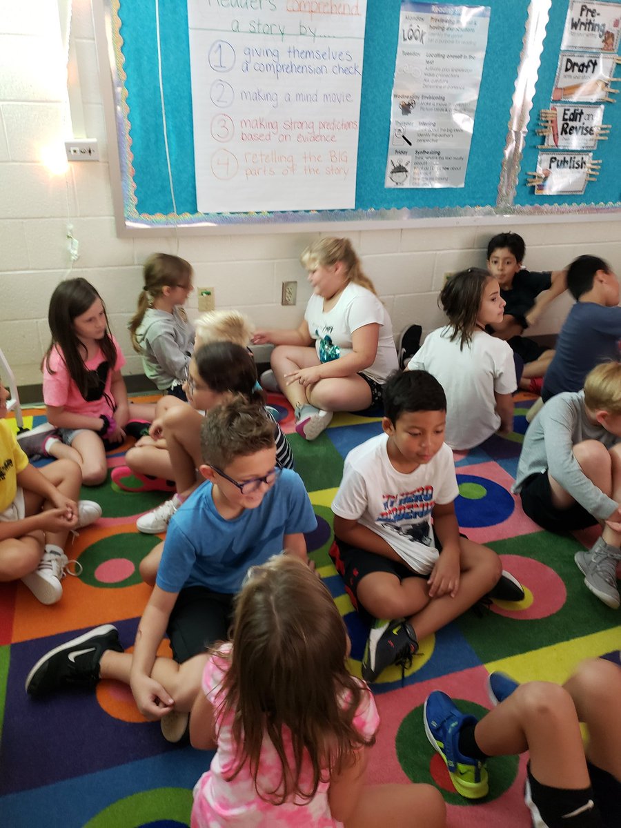 LCPScounselor's tweet photo. Working on the art of communication @LowesIslandElem #spottedatlow https://t.co/QQnrPmY1VC