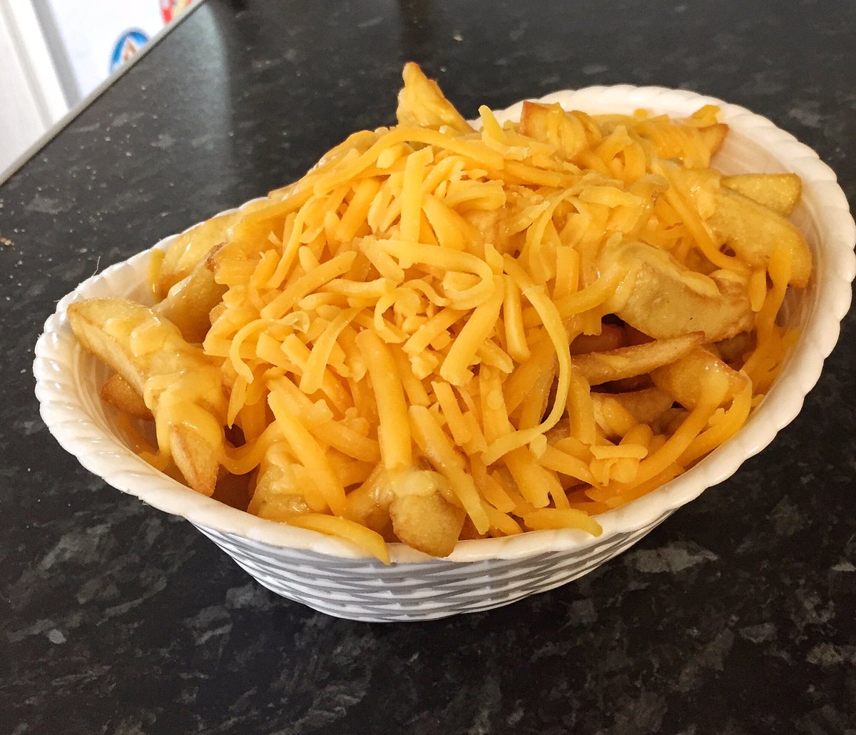 SnapBoxCafe's tweet image. At Snap Box Cafe we are very generous with our portion sizes, All this Chips and Cheese for only £2.00🍟🧀 You can also have the Chips with Gravy or Curry Sauce🤤