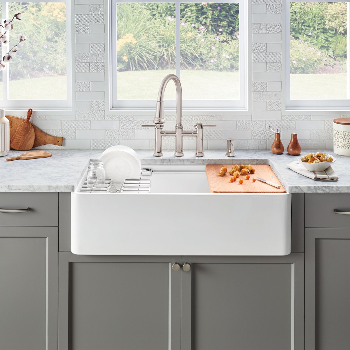 blancoamerica's tweet photo. Fireclay, SILGRANIT or stainless steel? Which farmhouse sink style is your favorite? #farmsink #farmhousesink #farmhousekitchen #kitchendesign https://t.co/FzmXxUI4Bd