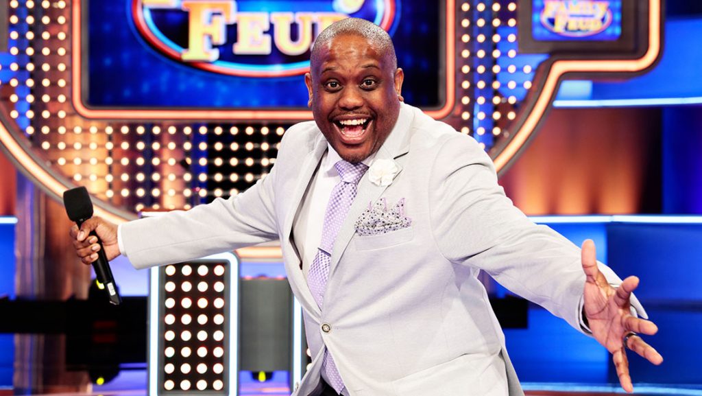 familyfeudlive's tweet image. Did you know @rubinervin has been warming up Family Feud audiences for almost a decade? Now he's ready to host you on our Family Feud Live tour! 
Find an event near you and come play. 
familyfeudlive.com
#familyfeudlive #falltour2019 #surveysays