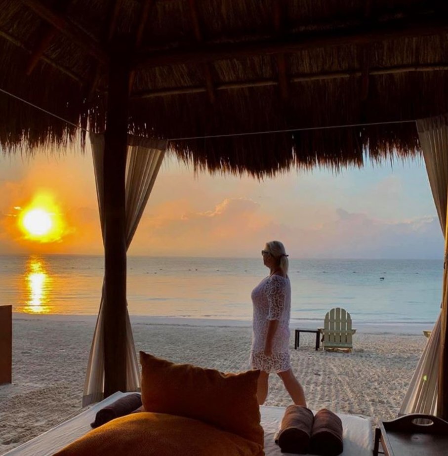 SecretsAkumal's tweet photo. Stunning views from the moment you wake up in paradise. Who is ready to see a sunrise from #Akumal beach? #SecretsAkumal Riviera Maya 📸 by Viacheslav V. https://t.co/gWqVTzRhrk