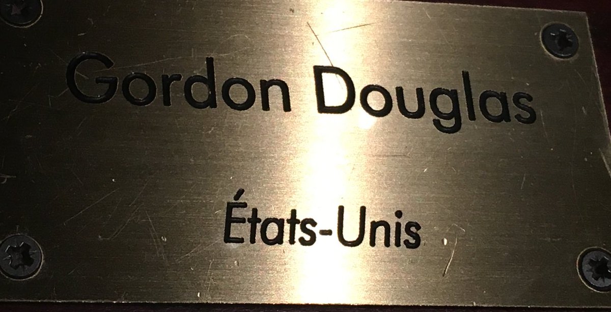  #LesCinéastesDuHangarRangée 7153 - GORDON DOUGLAS15 décembre 1907 - 29 septembre 1993(U.S.A)- Des Monstres attaquent la Ville (54)- Rio Sanchos (64)- Tony Rome est dangereux (67)- Le Détective (68)- La Femme en Ciment (68)- Appelez-moi Monsieur Tibbs (70)