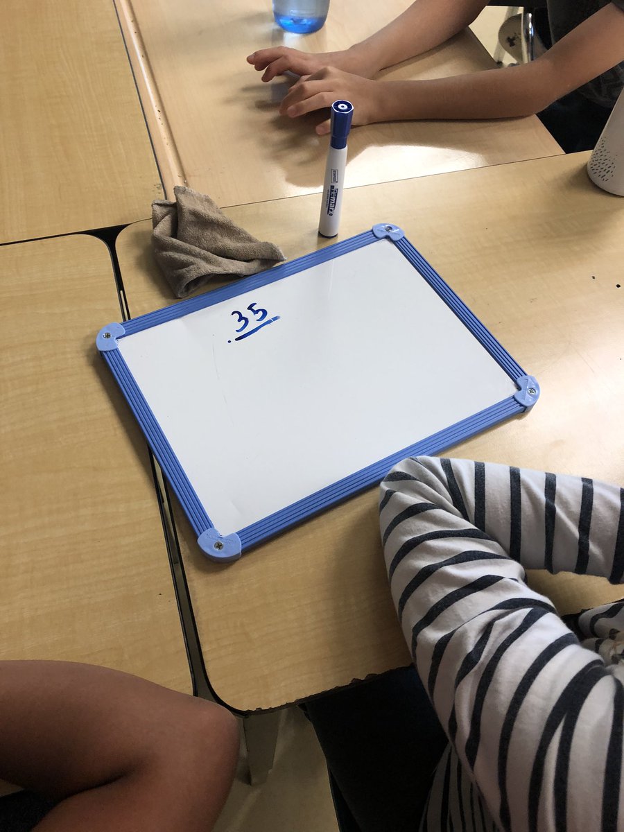 AnnaSantiniEDU's tweet image. #joyfulmath @St_Andrew145 using @SteveWyborney esti-mysteries.  They wanted to try EVEN more! #hcdsbmath @mickleja