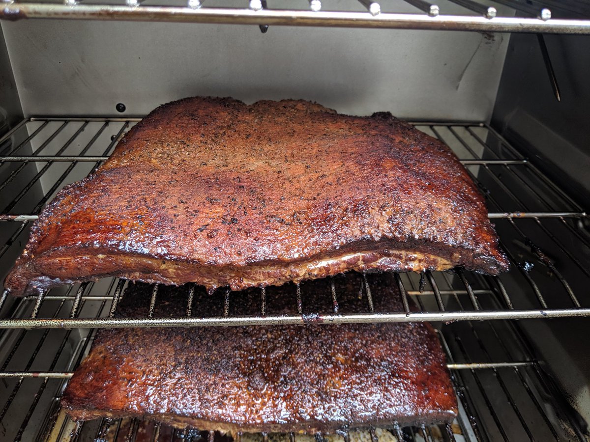 Masterbuilt's tweet photo. #MondayMeativation this week goes out to #MastersofSmoke member @chefdougwalls and his smoked pork belly!! What did you smoke in your Masterbuilt this weekend?
https://t.co/ctu3qHbyDU
#Masterbuilt #TeamMasterbuilt https://t.co/QANInN0yVn