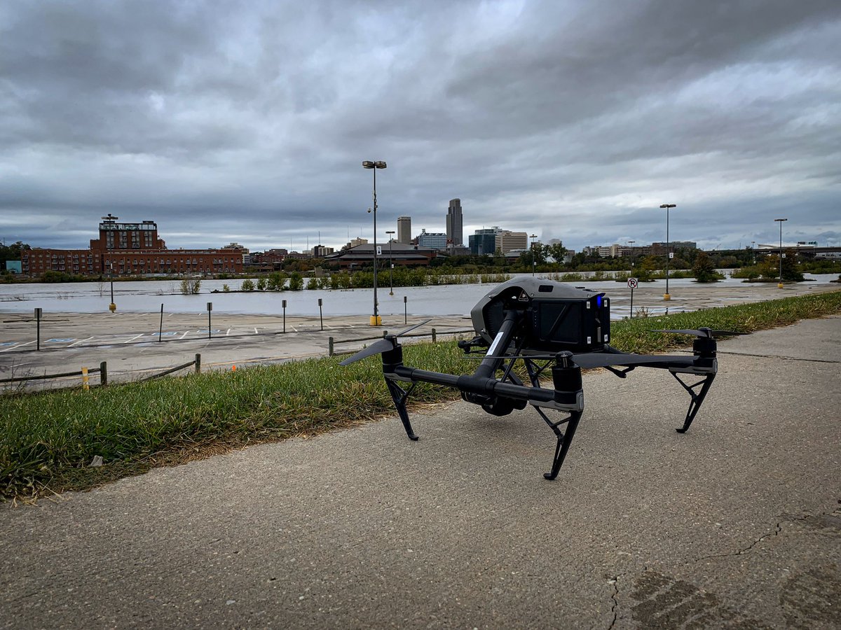 AxiomImages's tweet photo. Day 5, Great shoot in #Omaha #Nebraska! On to the next #city. #dronefootage #aerialfootage #skyline #cityscape #outdooroffice #aerialstockfootage https://t.co/GIbajztZZP